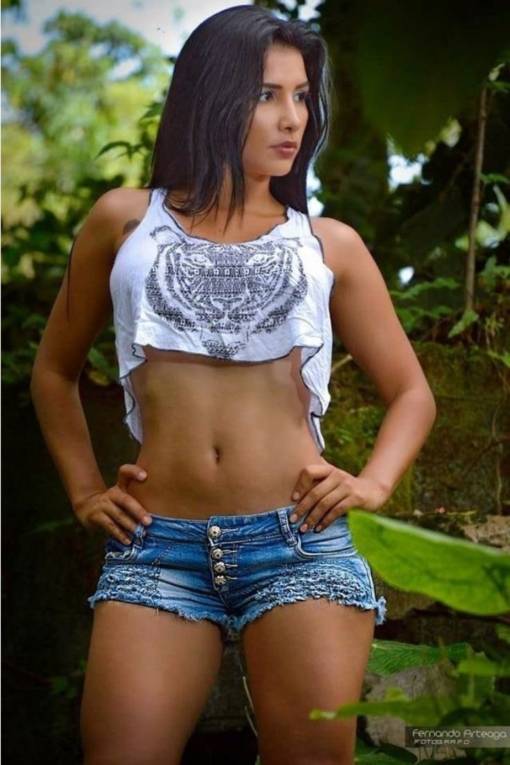 Lauren Alexis in shorts