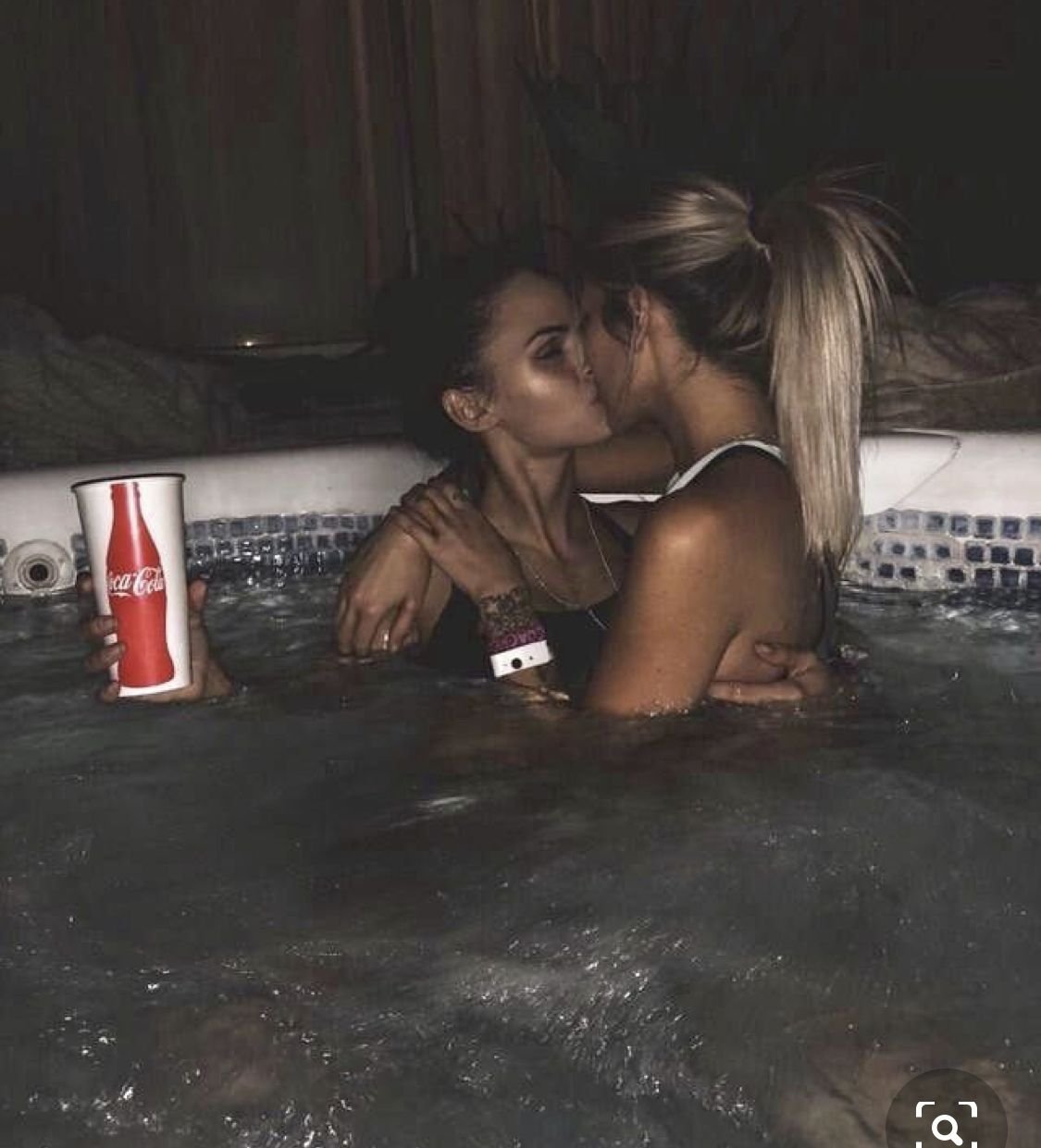 Nude Lesbians Hugging On Bed - Gentle Lesbians - 56 porn photo