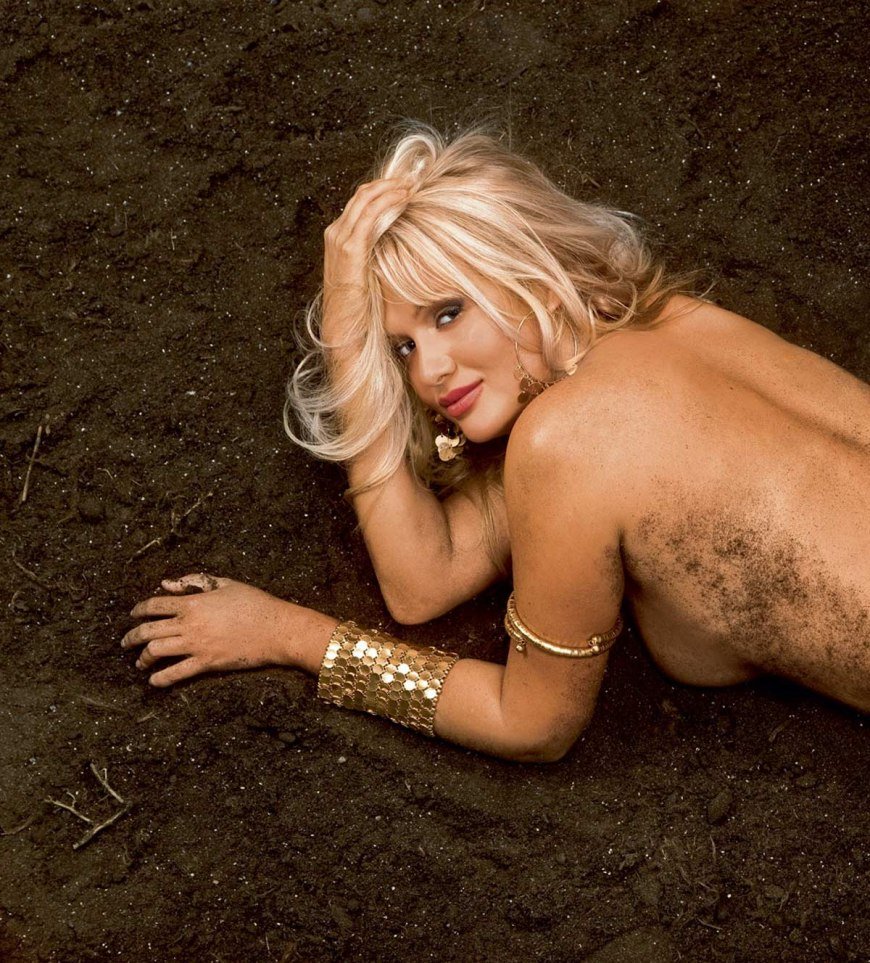 Lopyreva Victoria in Maxim