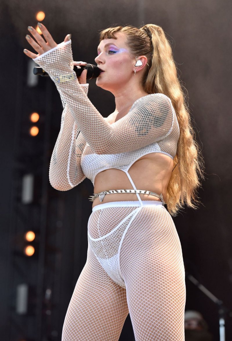 Tove LO now