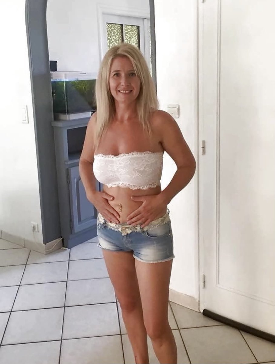 Hot Mommy Homemade