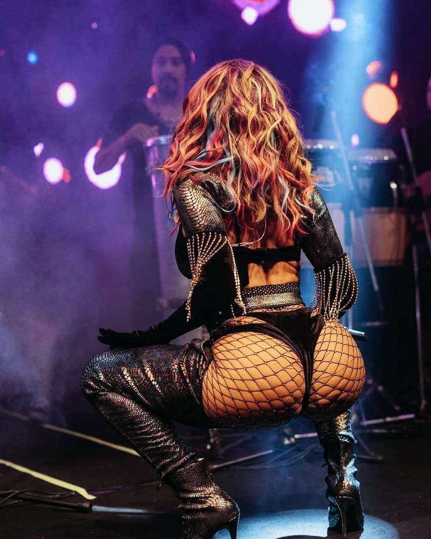 Anitta Pop