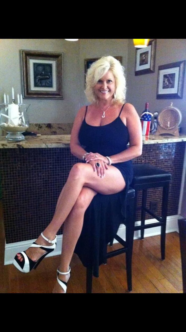 Kathie Lee in a dress
