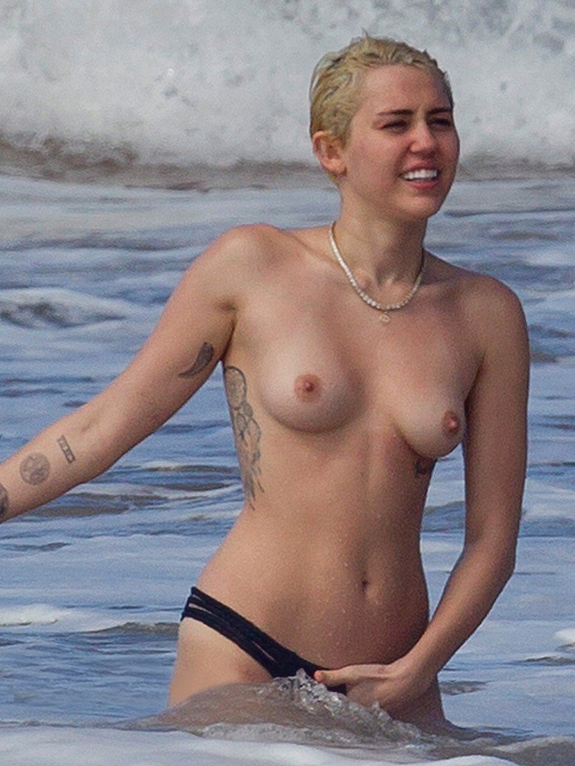 Courtney Love Topless