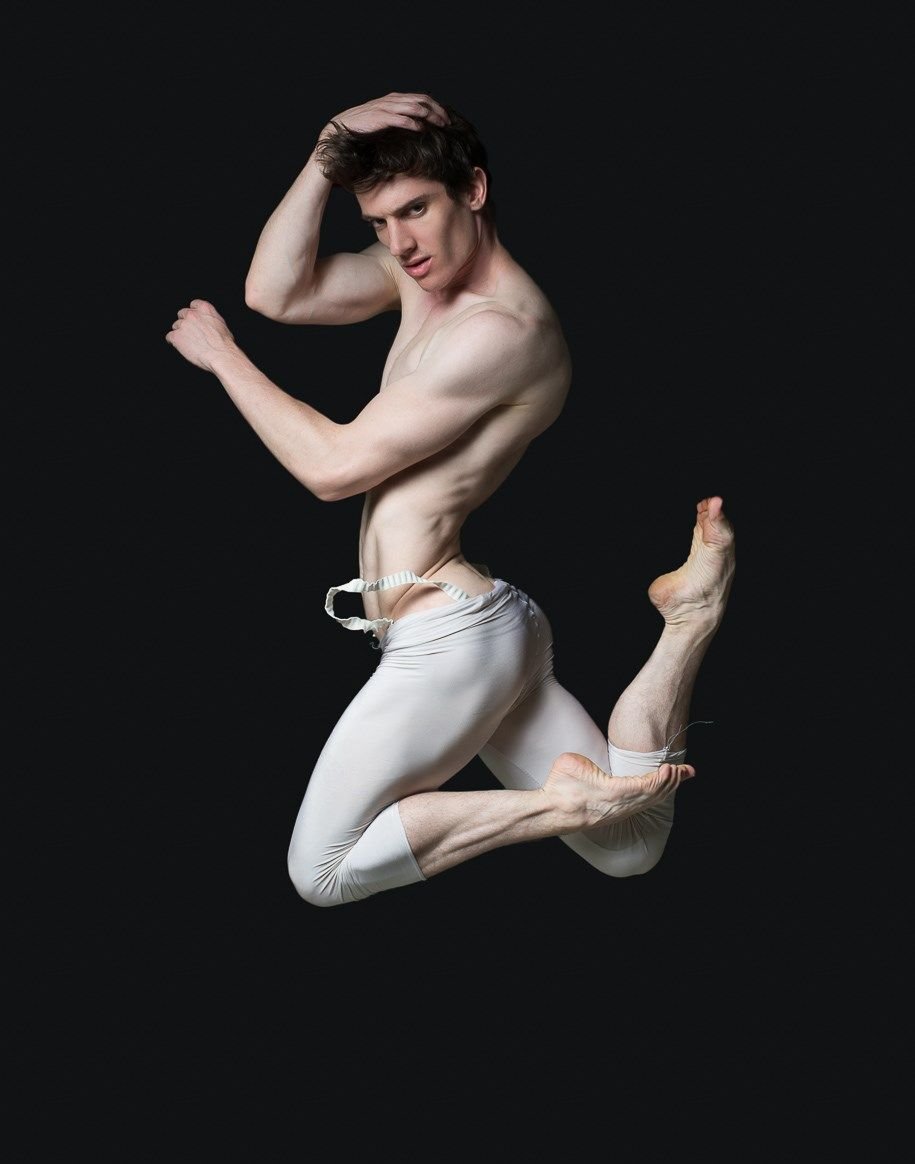 Senshistock Pose Reference