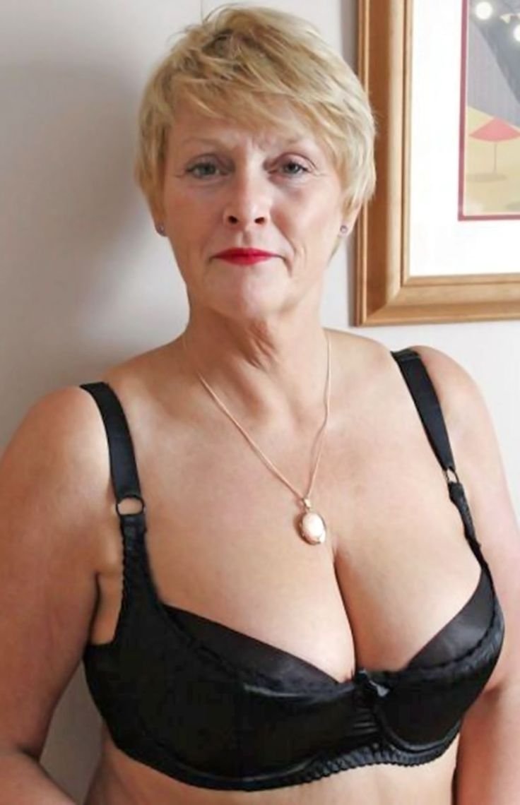 Julia Ann (Julia Tavella)