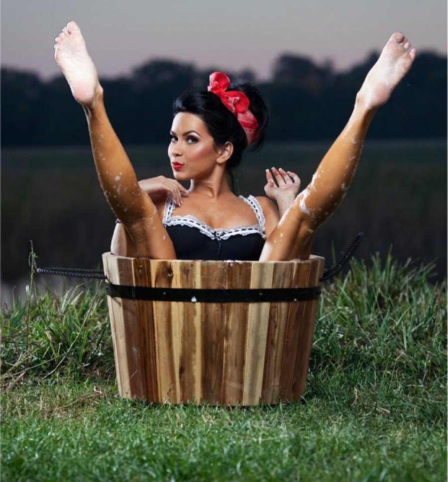 Singer Inna Bikini 2020