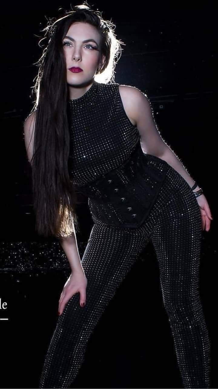 Elize ryd hips