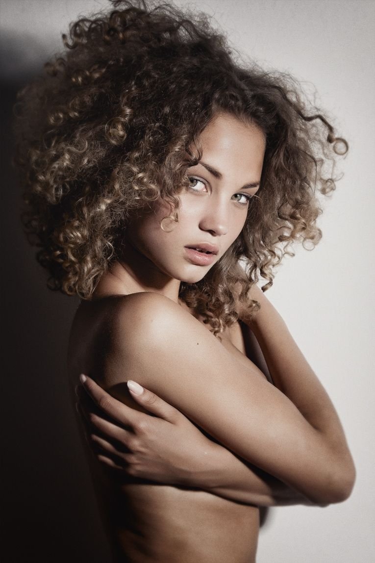 Rose Bertram photo