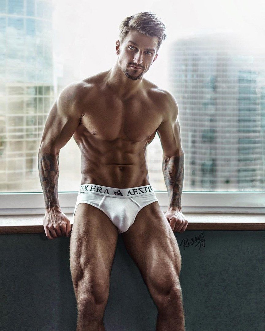 Alexander Zhirmont - Model