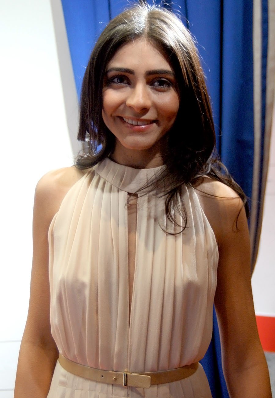 Pegah ghafoori age