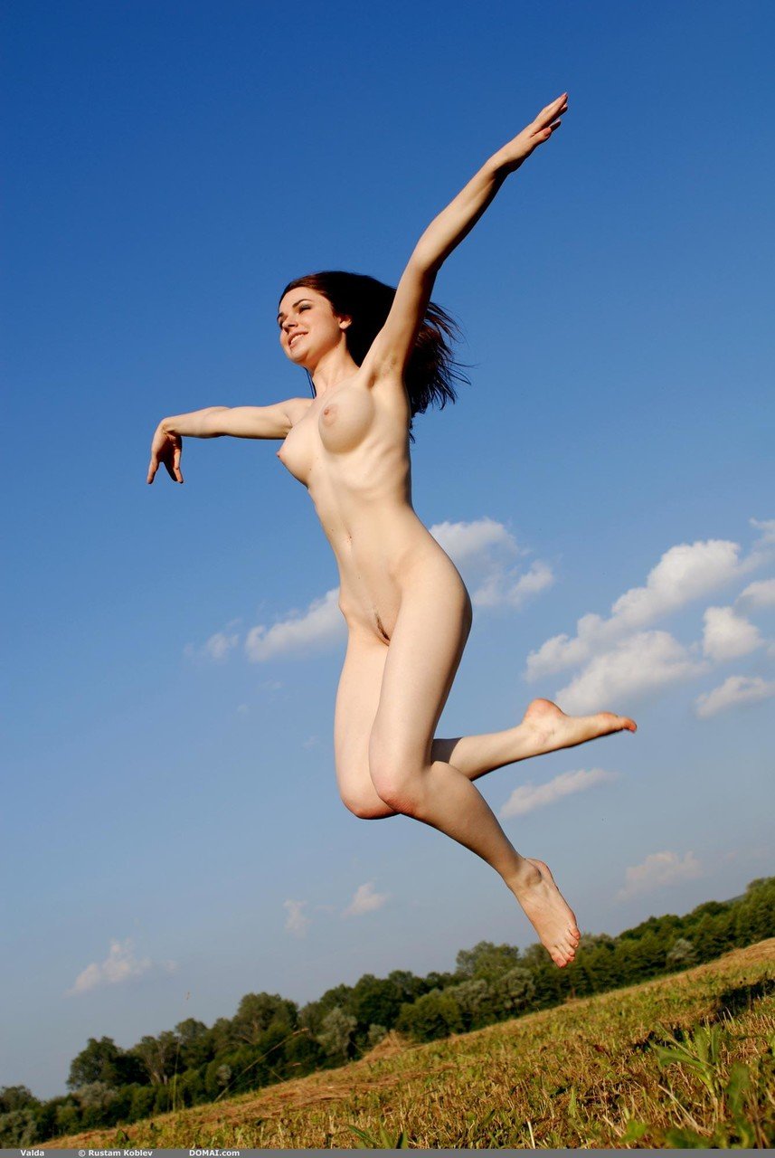 Erotic model Valda a