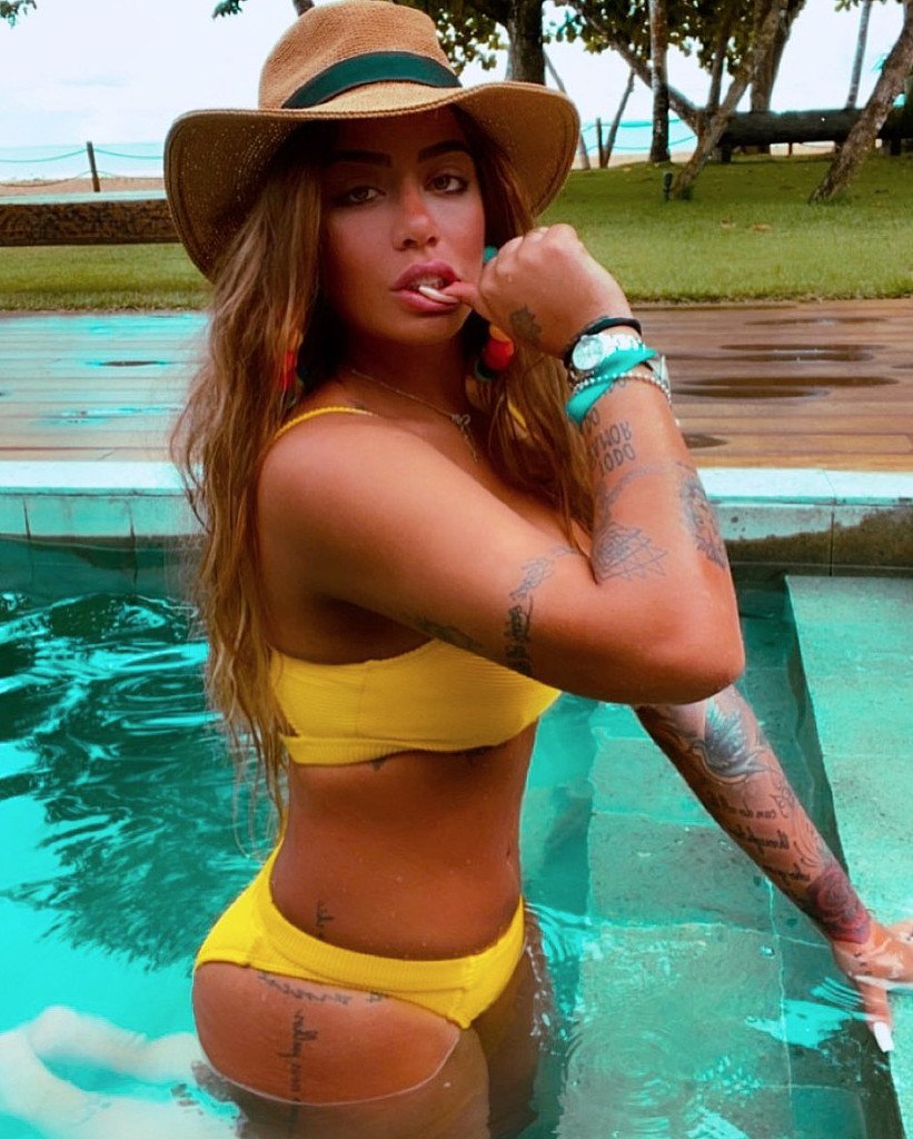 Neymar growth and weight