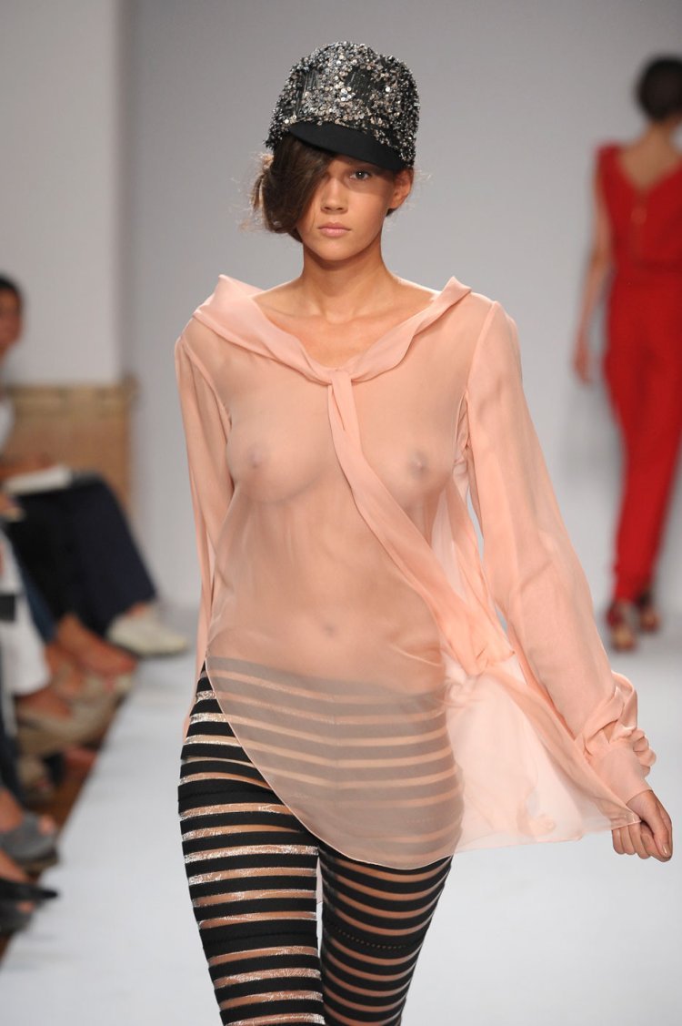 A model of an erotic nature