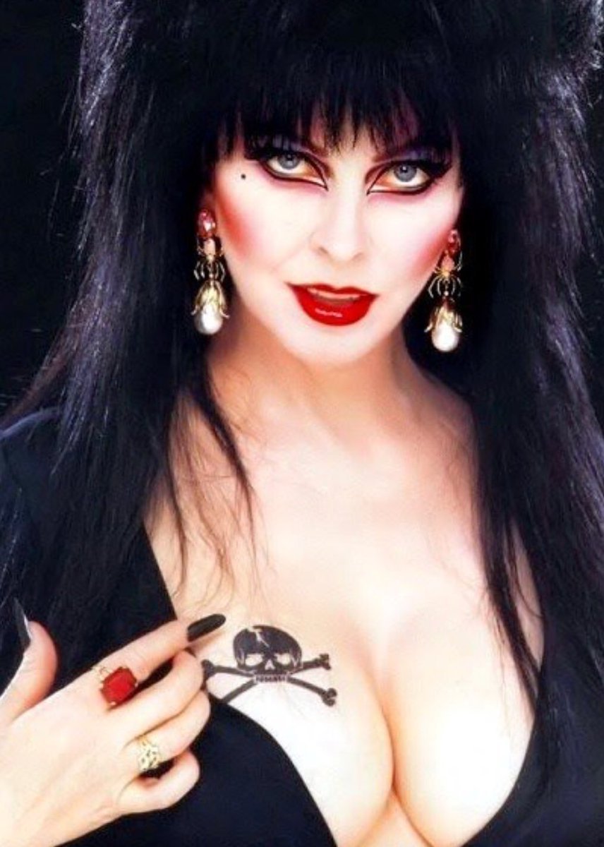 Kassandra Peterson Lady of Darkness