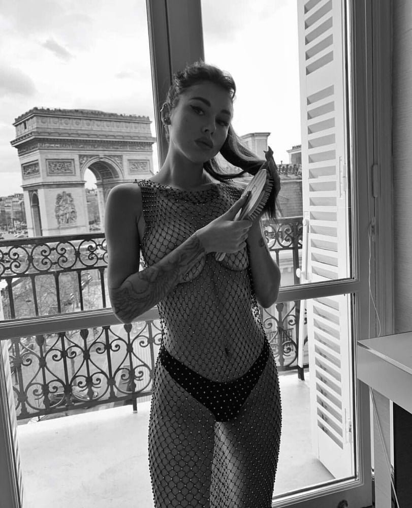 Diana Kravtsova Model drain