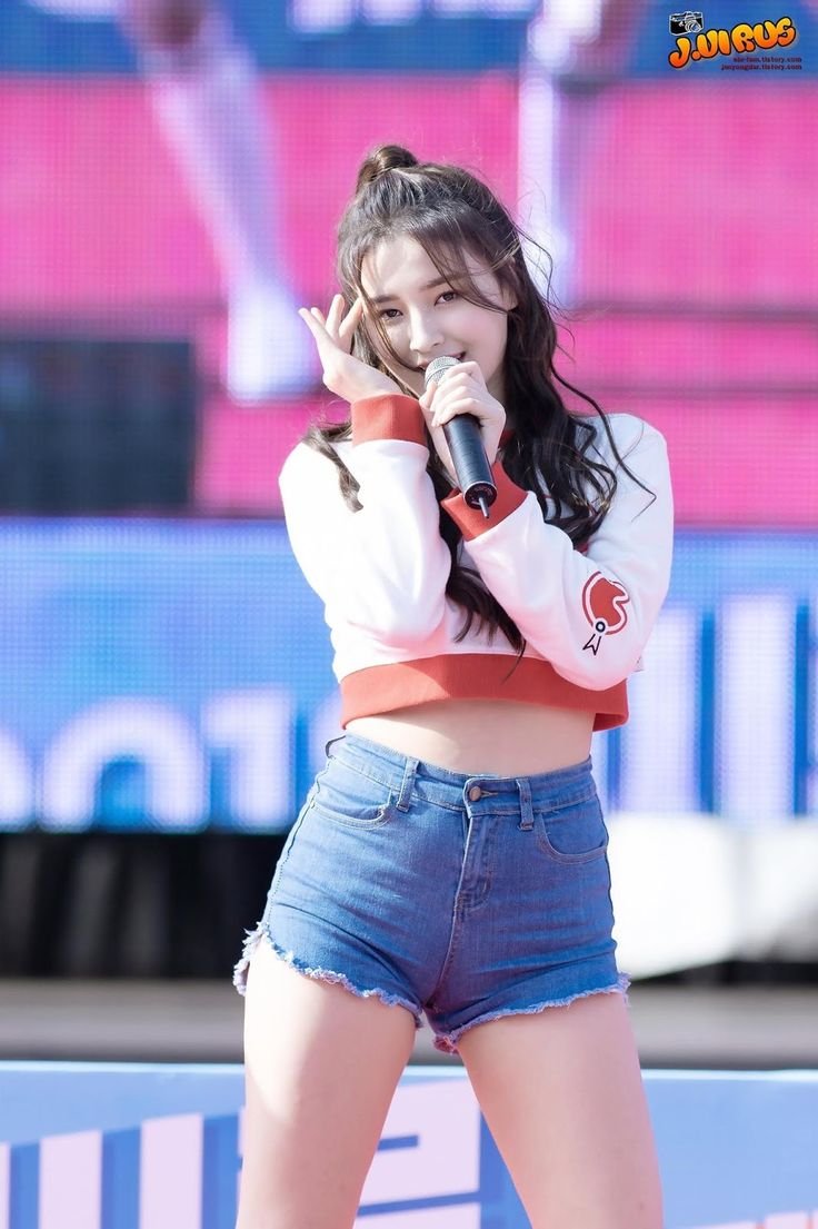 Nancy Change Clothes