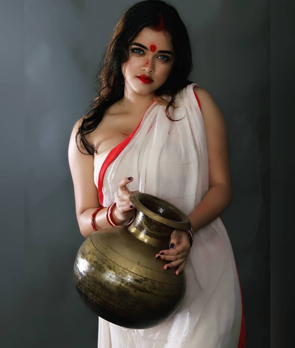 Ayesha Perry-Iqbal in bikini