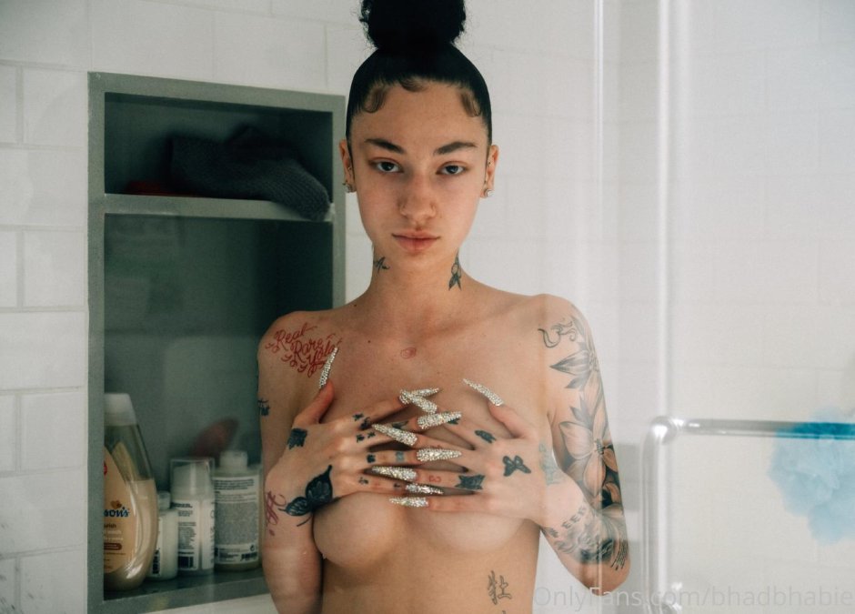 Naked Asian online