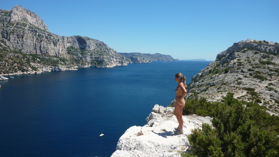 Nudist community France