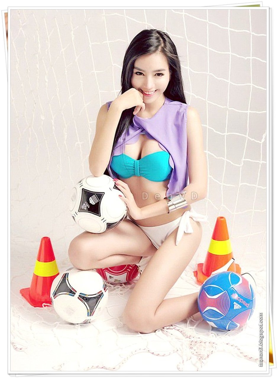 Model Jin Zi Xin