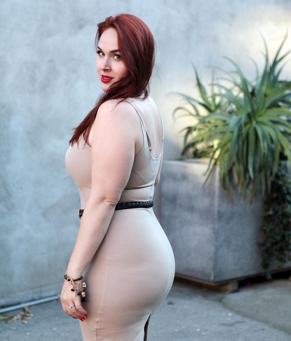 Elle Valera Plus Size Model
