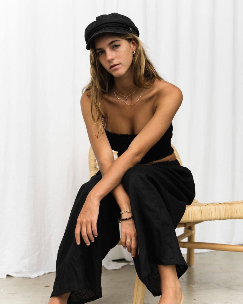 Emily Feld model