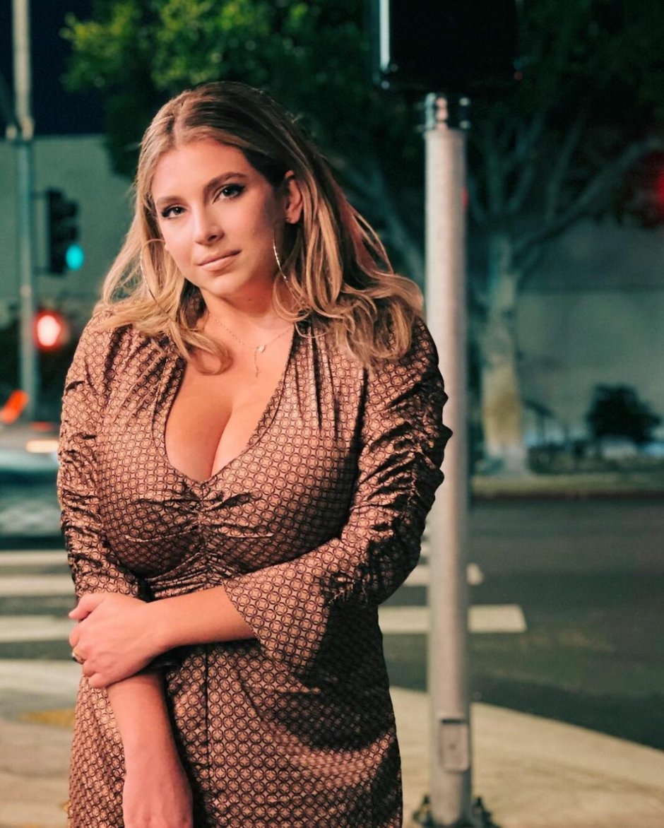 CHERYL Ann GG Big Tits