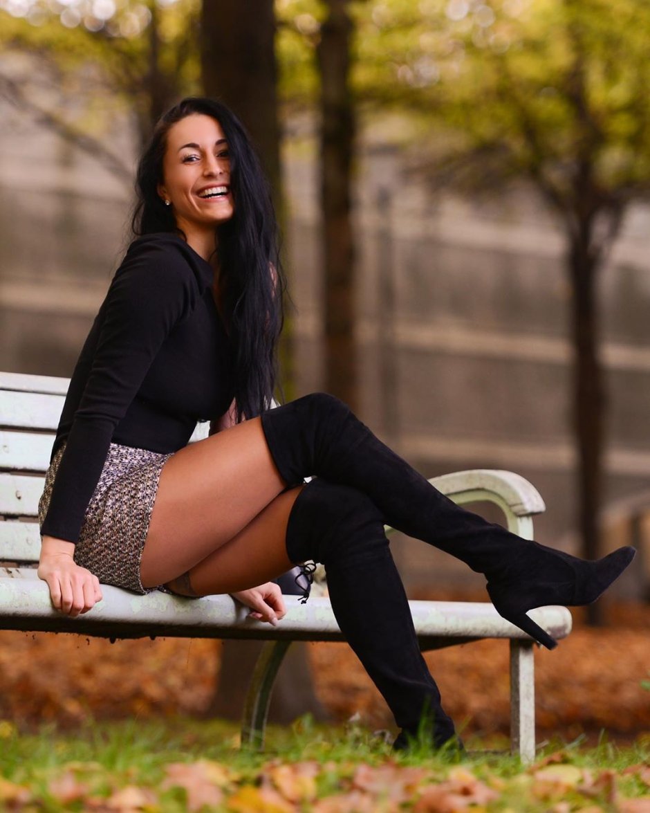 GIULIA RIZZARDI Toples