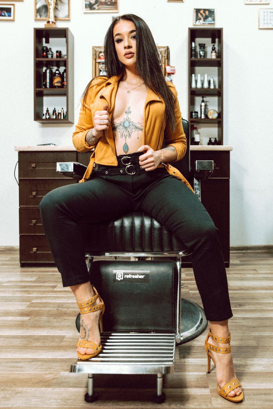 Zazhina Alina Barber