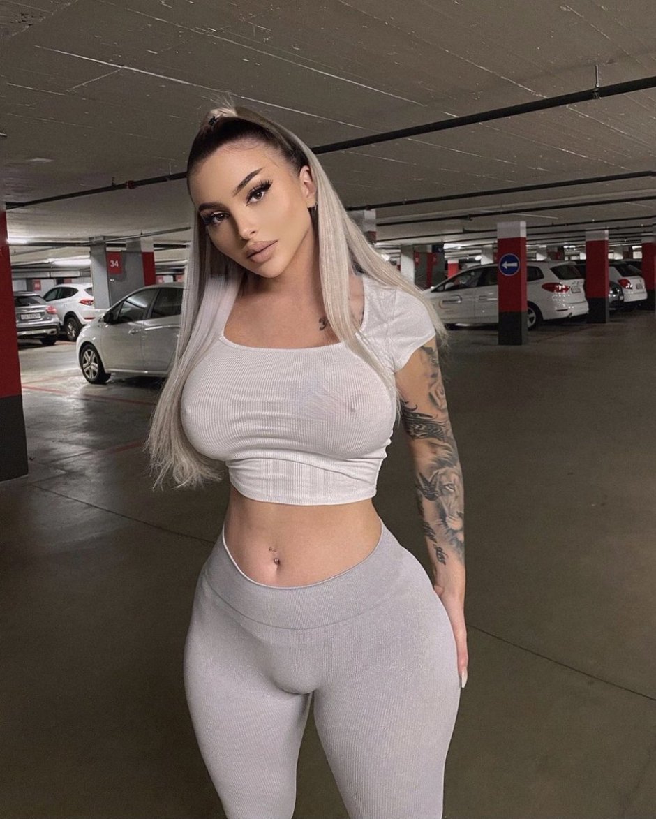Selina Chentino