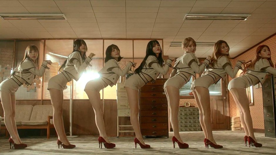 Guy and girl idols dance