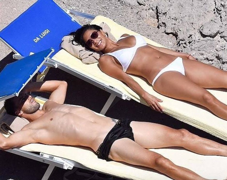 Nicole Scherzinger in Bikini 2021