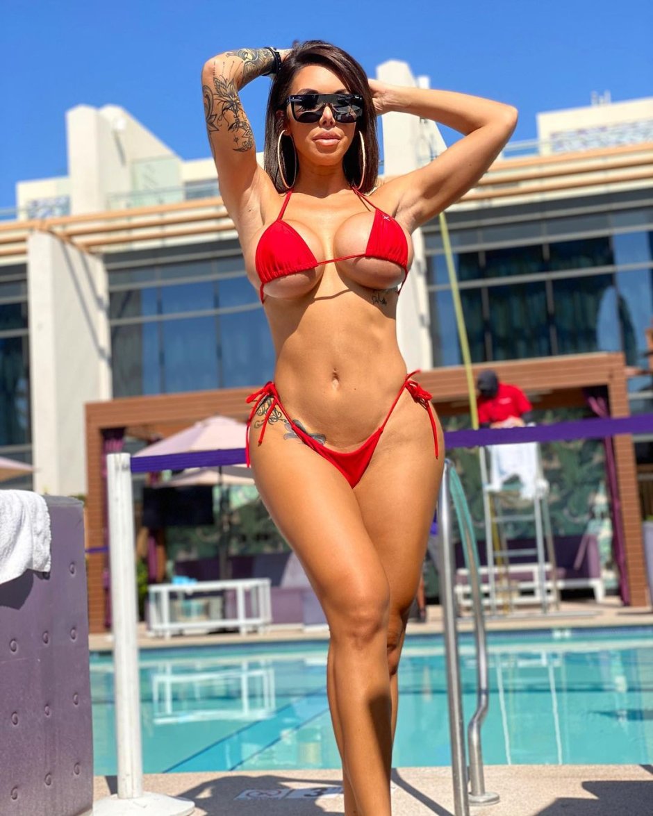 Savanna Santos 18