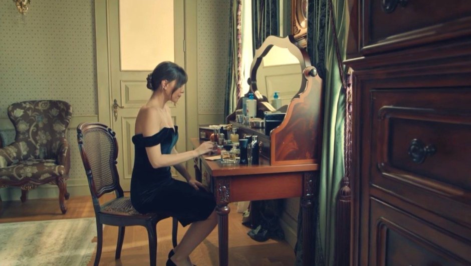 Asly Enver in the dress