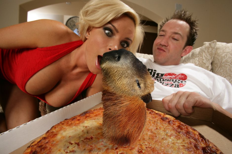 Pizza delivery man brothers