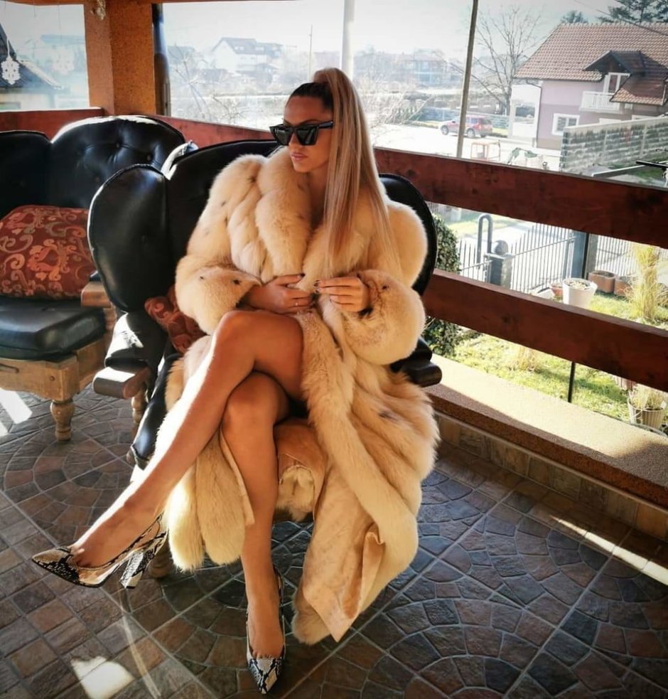 Helena Lanafurs fur fur coat