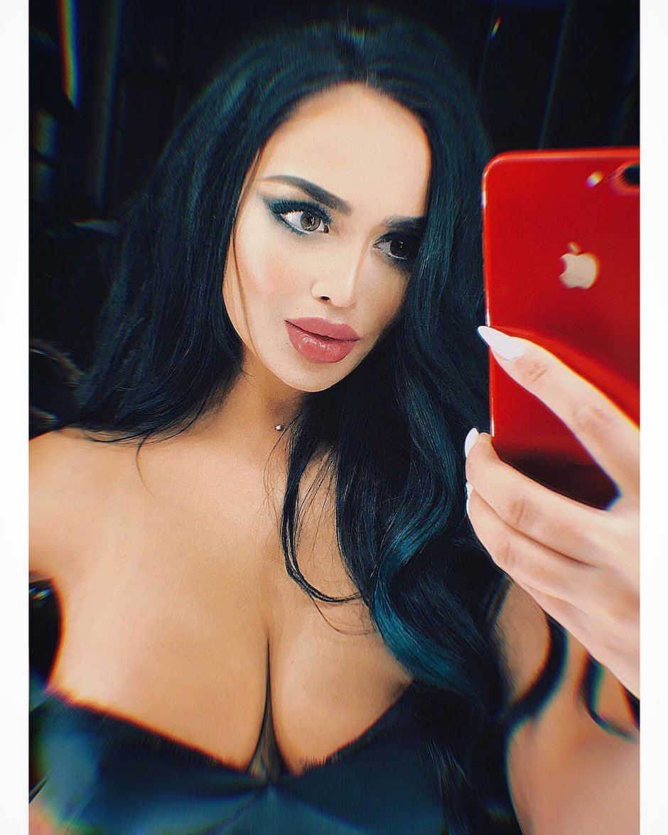 Kuzmina Nita in the bathroom