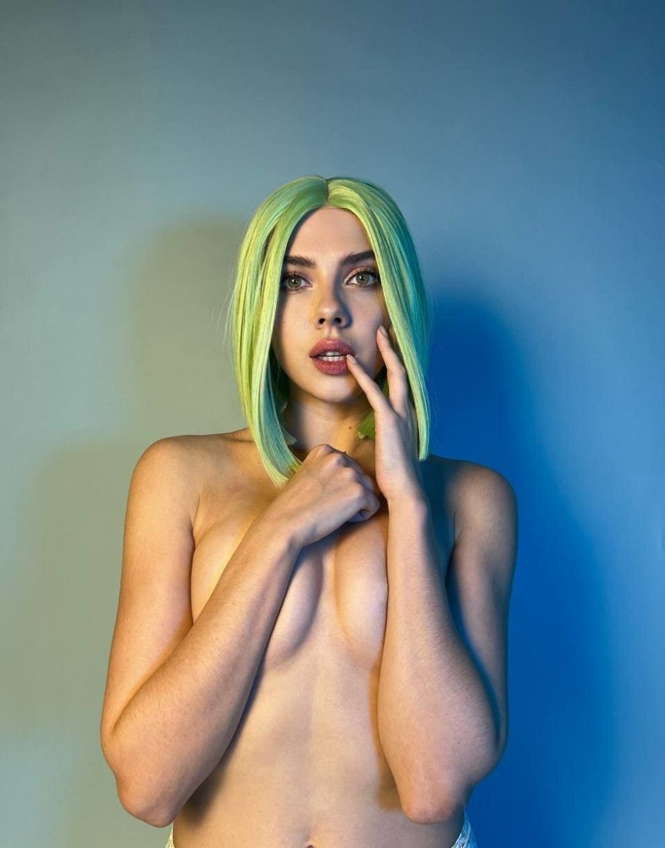 Kate Li Model