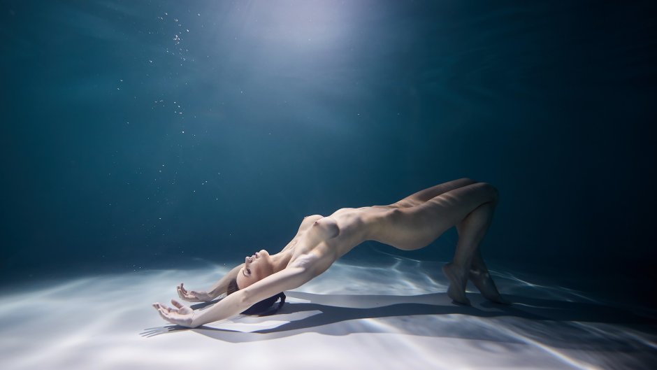 Artistic nude in water