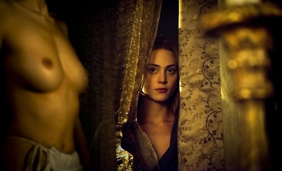 Nora Arnezeder two worlds