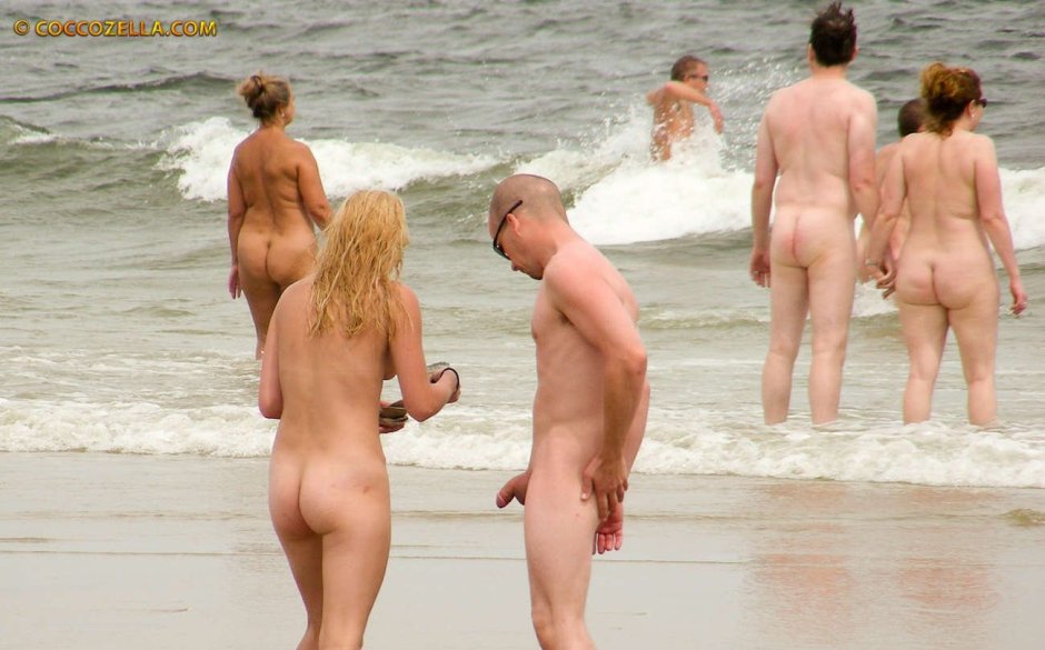 Erection on a nudic beach