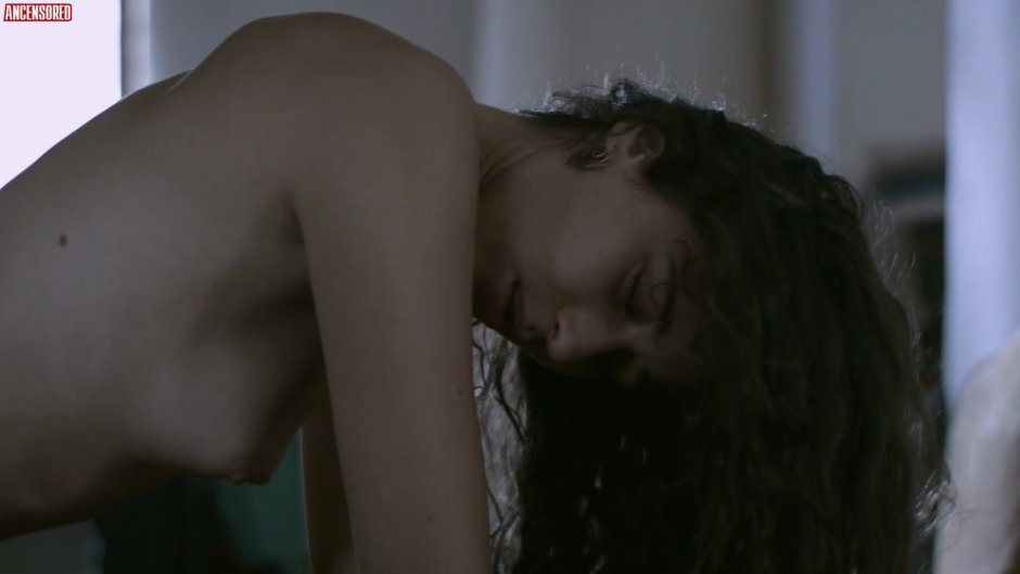 Jessalin Gilsig is naked