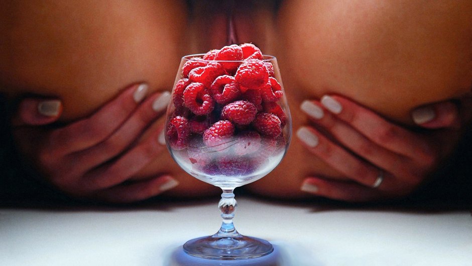 Member, cream and strawberries
