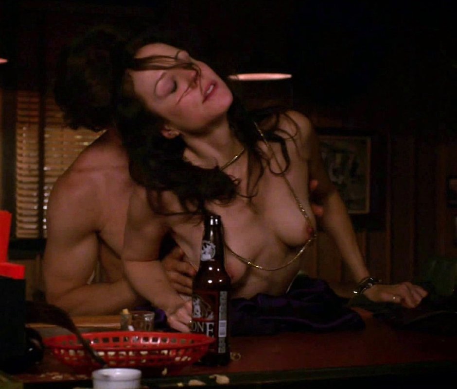 Mary Luisa Parker Sexy