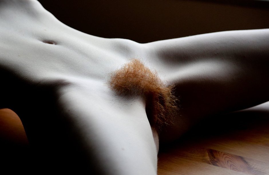 Dyed hair on a female pubis