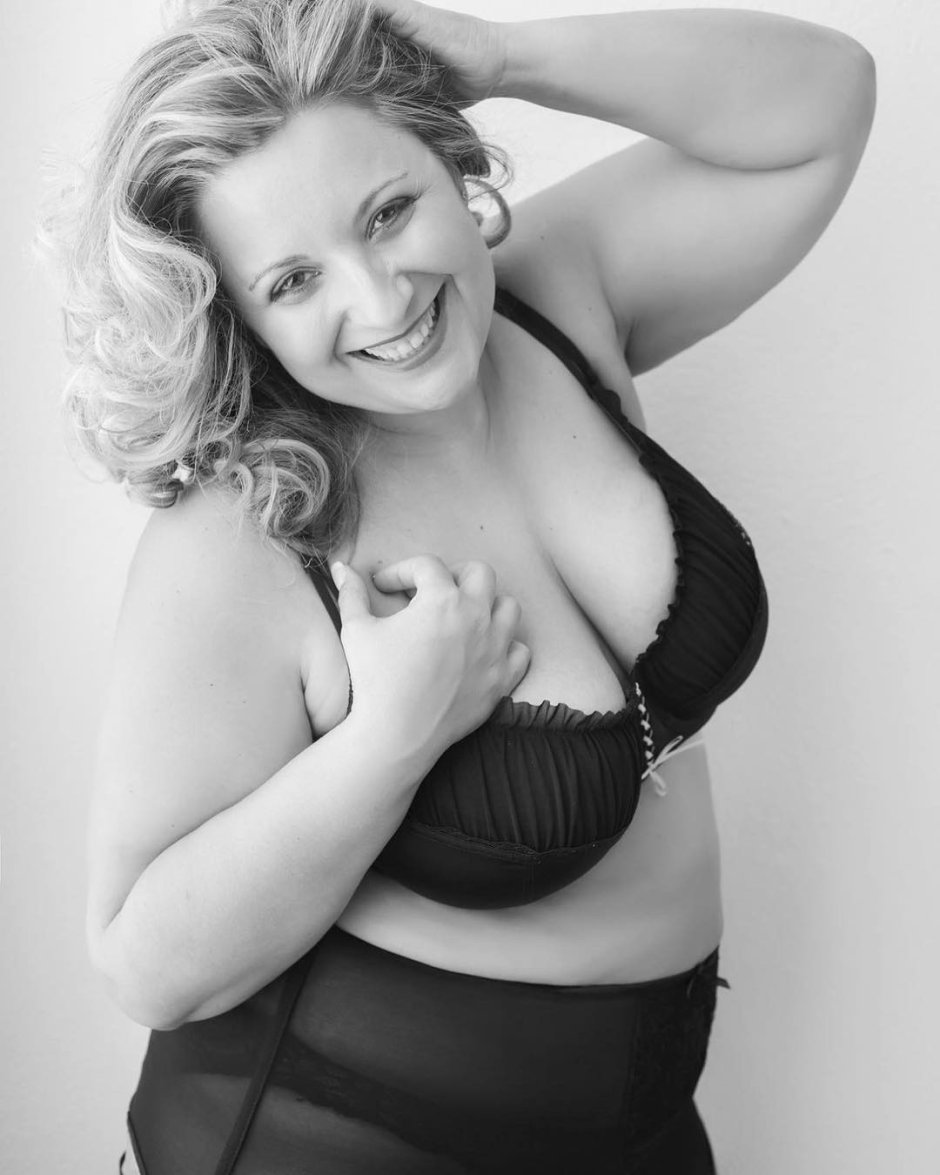 Fat women for 50 naked