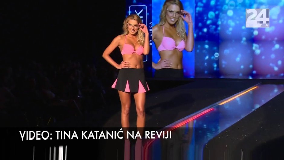 Tina Kunaki Hot