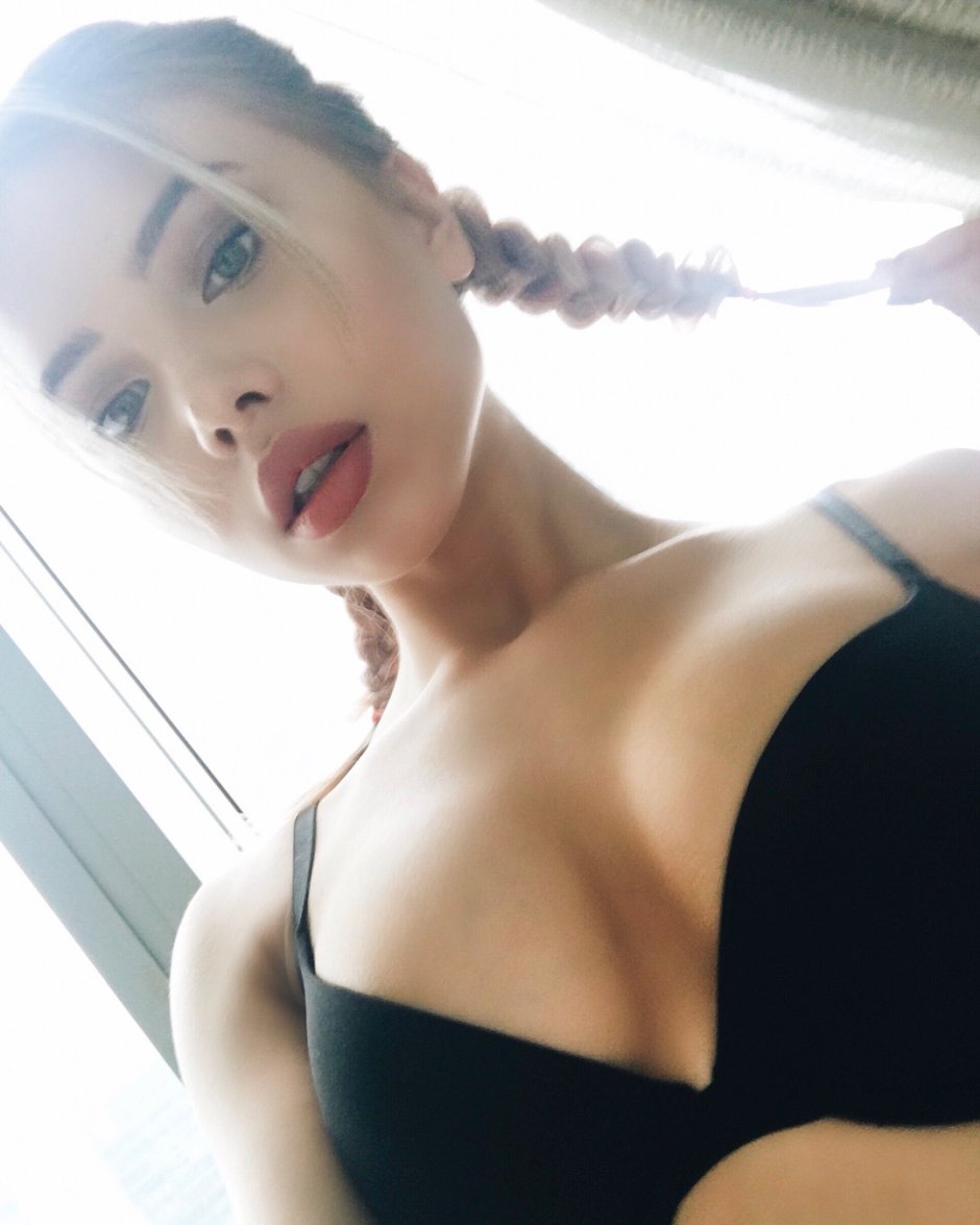 Ksenia Gato drain