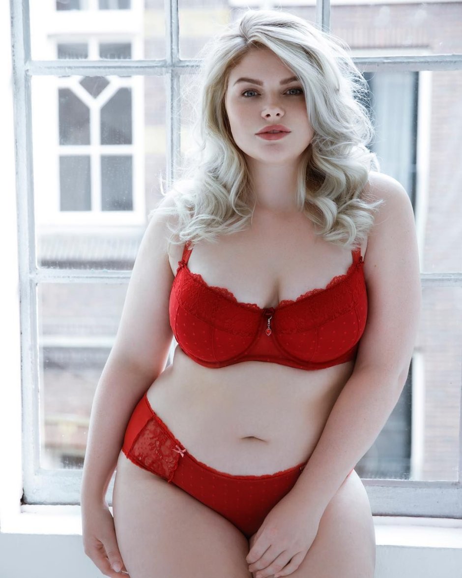Girls with thick bellies Russian